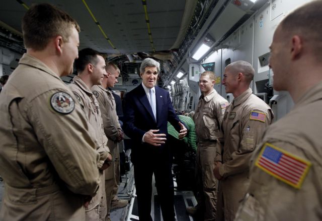 Για πτήσεις που συνδέουν Ιράν με Συρία προειδοποιεί τη Βαγδάτη ο Κέρι